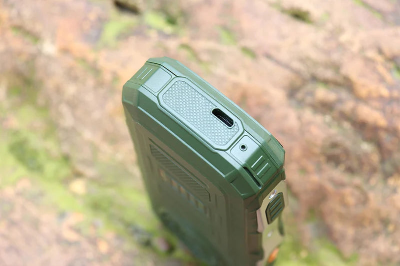 Unlocked GSM Speed Dial featured phone MP3 MP4 mobile Phones Double Strong Light Flashlight FM Radio Cheap Russian keyboard