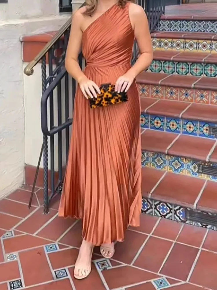 2026 spring/summer new solid color waist cinching sexy temperament elegant single shoulder sloping collar pleated long dress