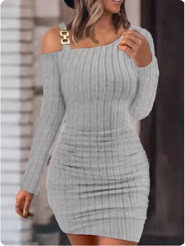 Stylish Metal Sheet Diagonal Collar Long Sleeved Dress Women's Solid Slim knitted Dresses Sexy Off Shoulder Autum Roben