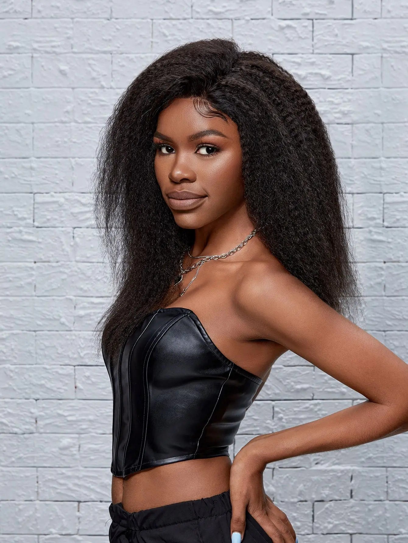 Kinky Straight Short Bob Human Hair Wigs for Women 13x4 Transparent Lace Frontal Peruvain Remy Hair Soft Yaki Straight Bob Wig