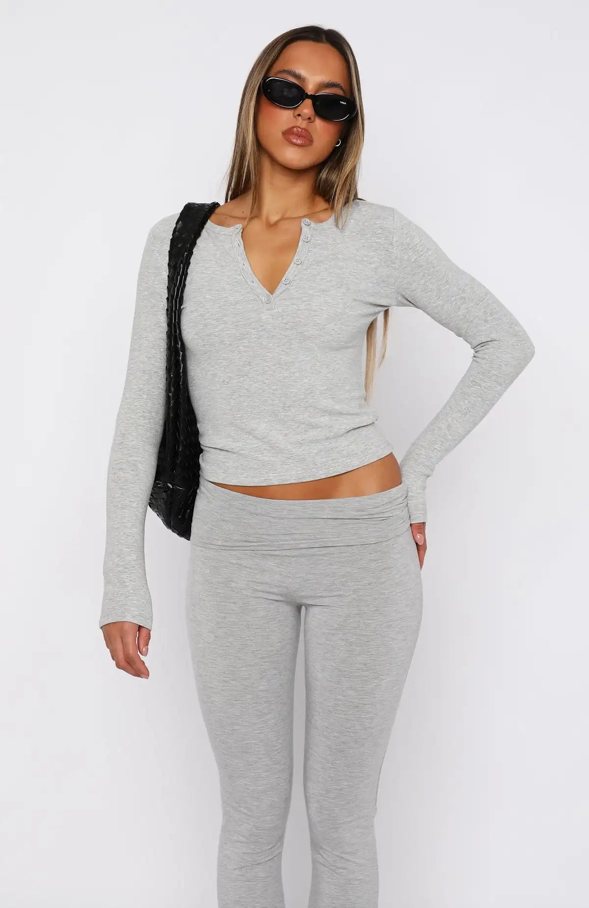 Womens V Neck Button Down Henley T Shirts Y2K Slim Fit Long Sleeve Crop Tops Basic Casual Going Out Tee Shirts