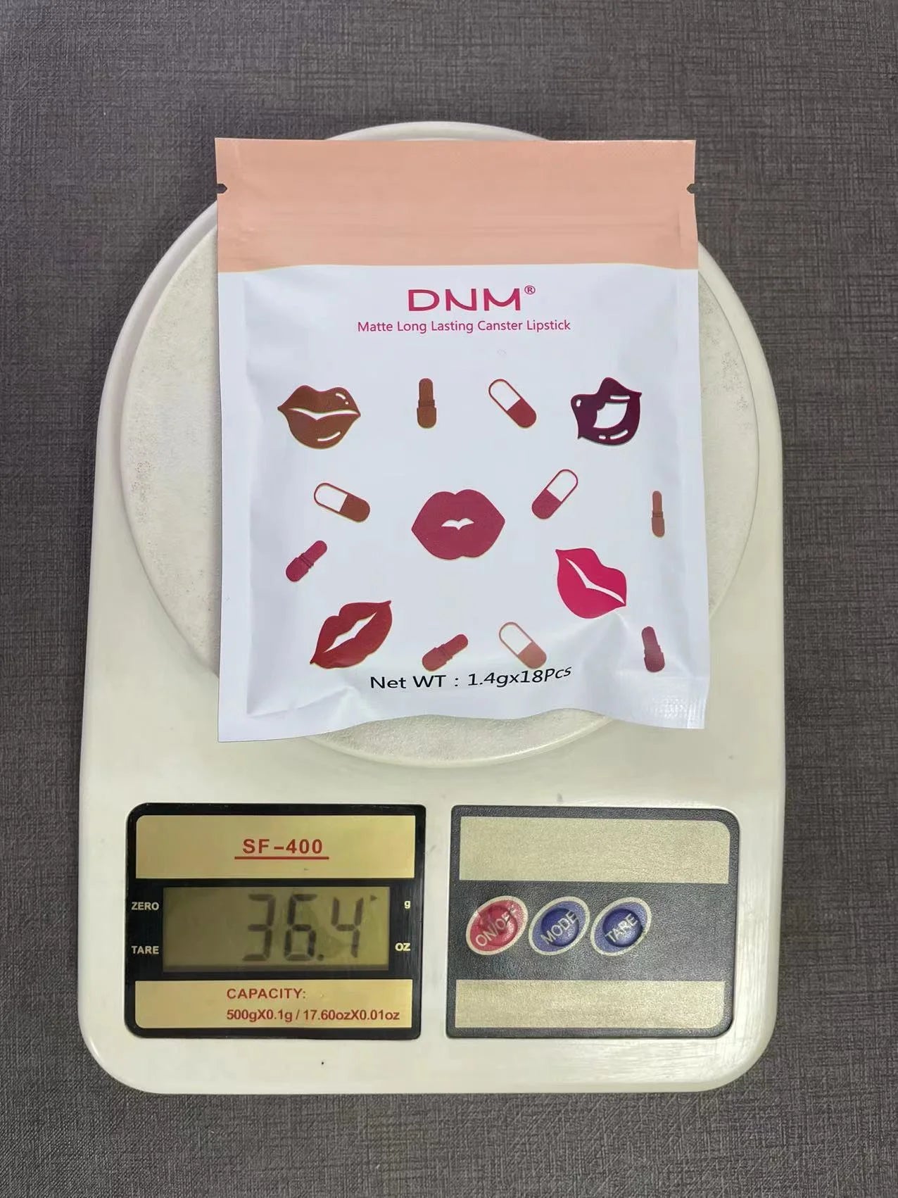 18 color lipstick with moisturizing, long-lasting, waterproof, sweat resistant, radiant, and smooth lip gloss