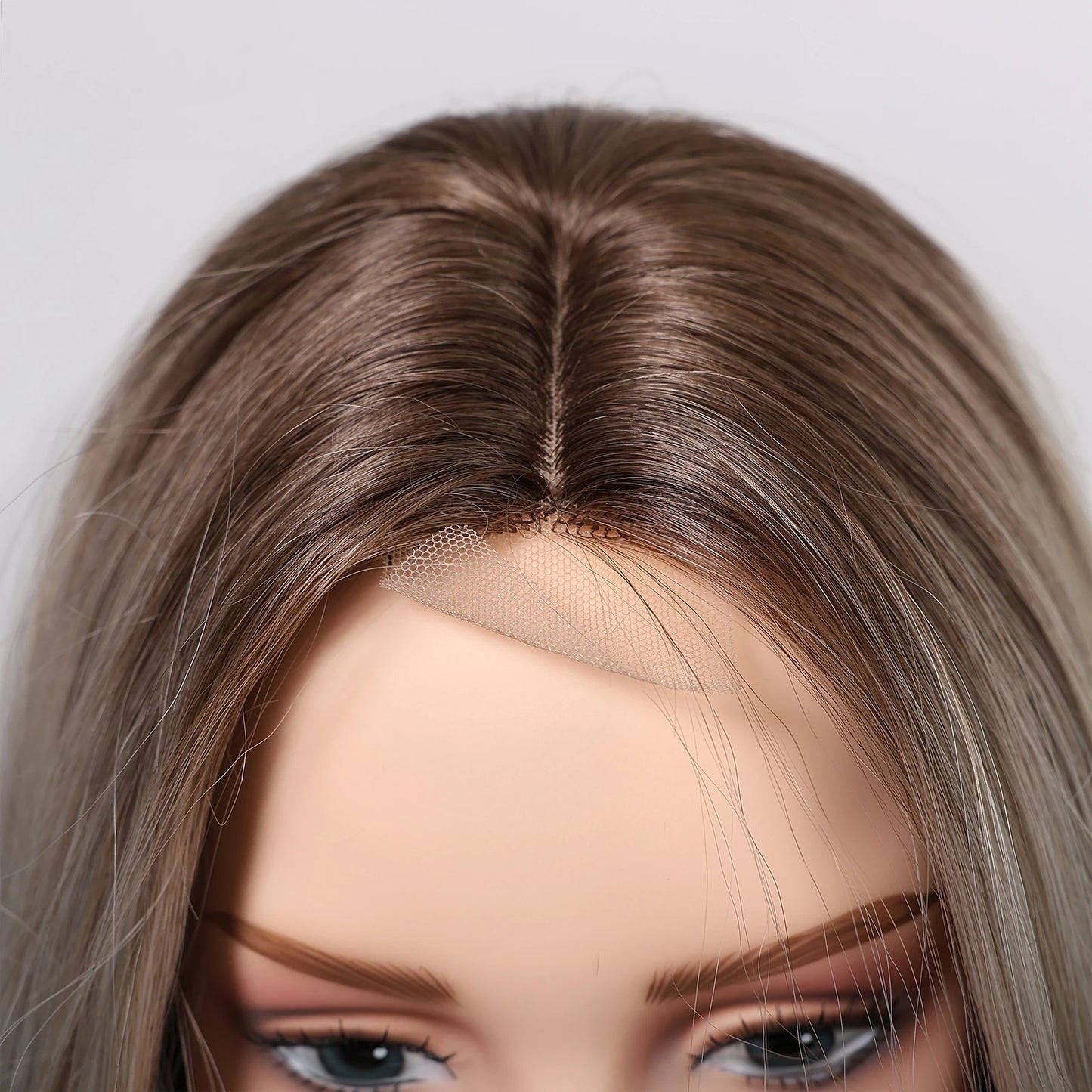 Gray Blonde Synthetic Wigs Dark Root Hairline Lace Frontal Straight Layered Wigs for Women Ladies Daily Use Wigs Heat Resistant