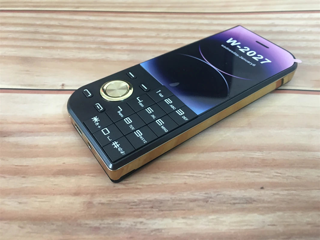 2025 New Push Button Mobile Phone 2.8' Three SIM 3SIM Bluetooth Flashlight MP3 Wireless FM Camera Vibration BigHorn CellPhone