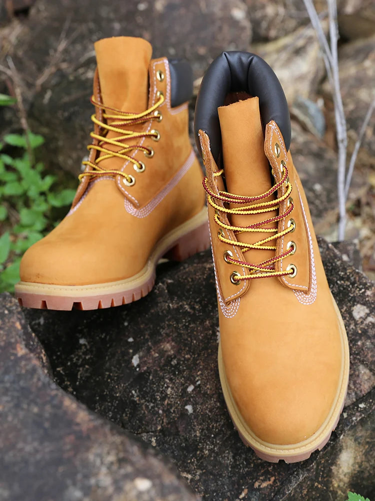 Cowhide Hiking Shoes Men Waterproof Male Motorcycle boots travel sneakers Tactical Hunting Boots Desert Combat Ankle Boots