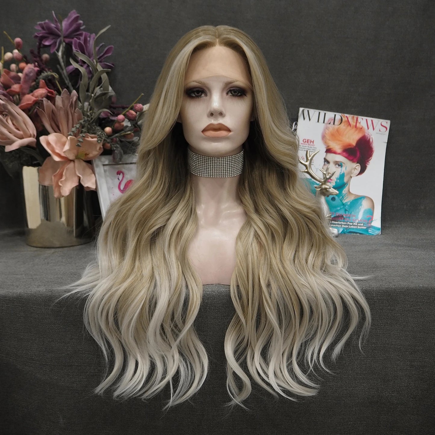 Ombre Ash Blond Premium Synthetic Wigs Wholesale Not Shiny Matte Luxury Heat Resistant Synthetic Lace Front Wig for Women