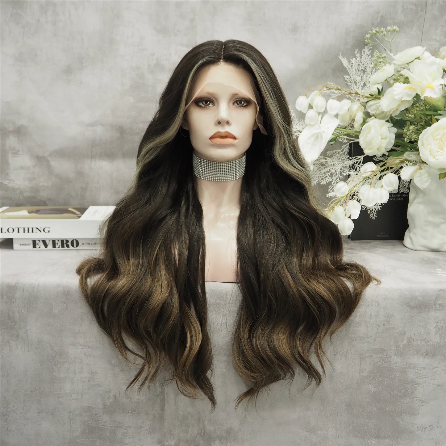 Ombre Ash Blond Premium Synthetic Wigs Wholesale Not Shiny Matte Luxury Heat Resistant Synthetic Lace Front Wig for Women