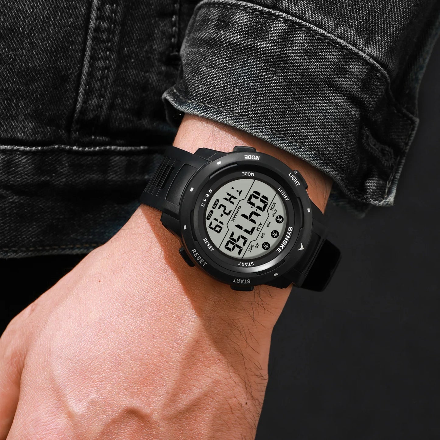 Upgrade Movement Digital Watches For Men Waterproof 50M SYNOKE 9813 Sports Watch Men Big screen Easy to Read reloj hombre