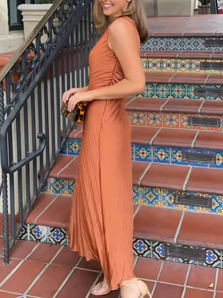 2026 spring/summer new solid color waist cinching sexy temperament elegant single shoulder sloping collar pleated long dress