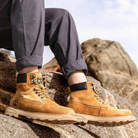 Autumn Winter Velvet Platform Boots for Men Designer Soft-soled Cow Suede Work Shoes Man Fashion Non-slip Yellow Ankle Boot Male