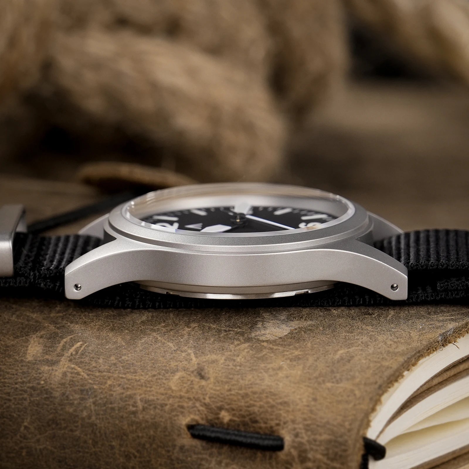 Militado New ML05 Sweep Seconds Movement VH31 Sapphire Super-LumiNova  BGW9 High Transparency AR Coated 38mm Vintage Watches