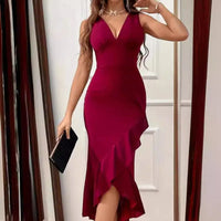 The New Europe and women's dress wrap buttocks swallow tail skirt v-neck slit ruffle dress dress