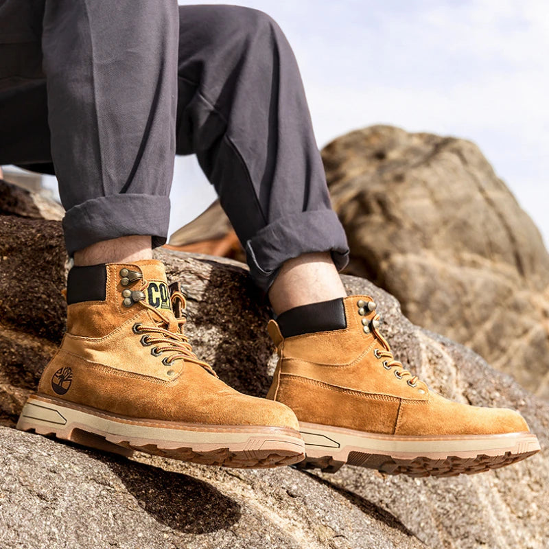 Autumn Winter Velvet Platform Boots for Men Designer Soft-soled Cow Suede Work Shoes Man Fashion Non-slip Yellow Ankle Boot Male