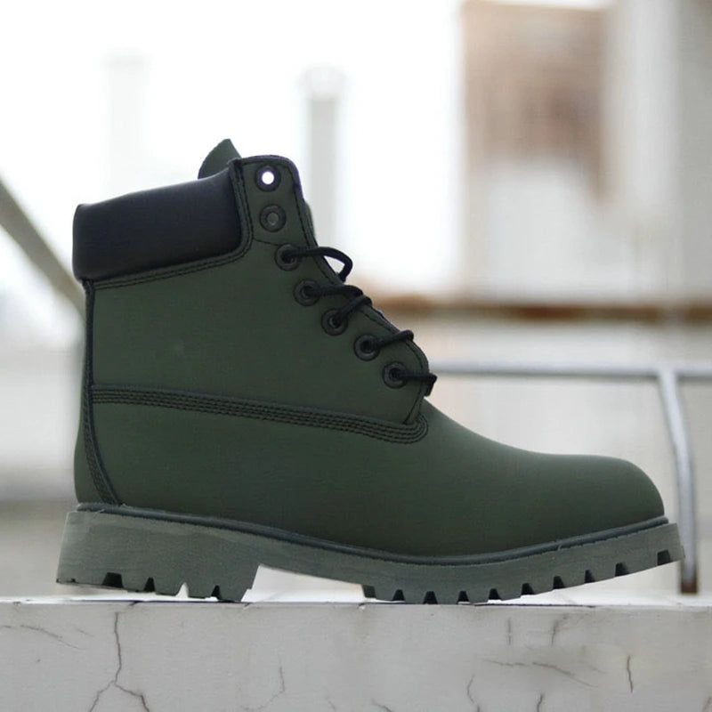 DOYUTIG Brand Split Leather Outdoor Boots For Men & Women Casual Couples Boots Fashion Mid Top Breathable Military Boots SG003