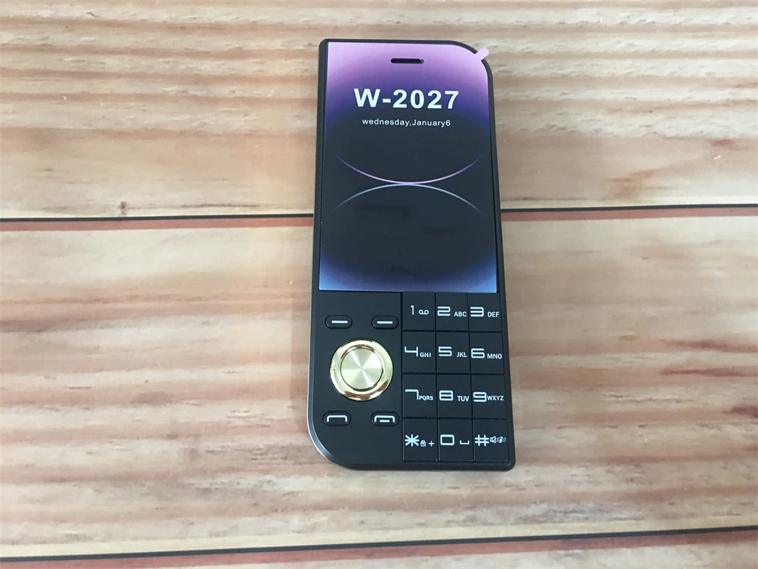 2025 New Push Button Mobile Phone 2.8' Three SIM 3SIM Bluetooth Flashlight MP3 Wireless FM Camera Vibration BigHorn CellPhone