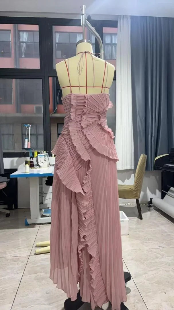 Elegant Purple Halter A Line Prom Gowns Ruffles Tiered Backless Party Gown Summer Vacation Chiffon Long Evening Dress